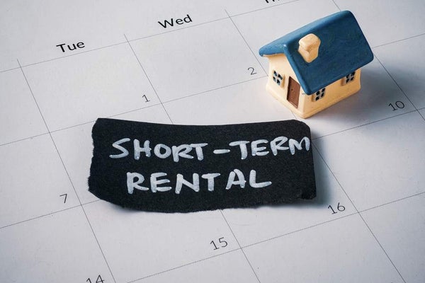 How to Check If a Florida Community Allows Short-Term Rentals Before You Buy